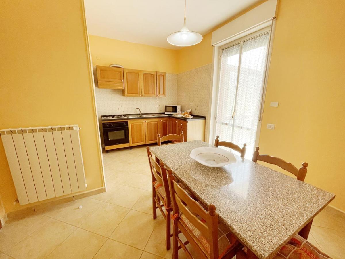 Flavia Apartment Castellammare di Stabia Eksteriør bilde